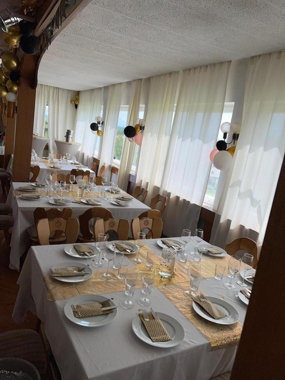 Wald Cafe Hotel Simbach am Inn Exterior foto